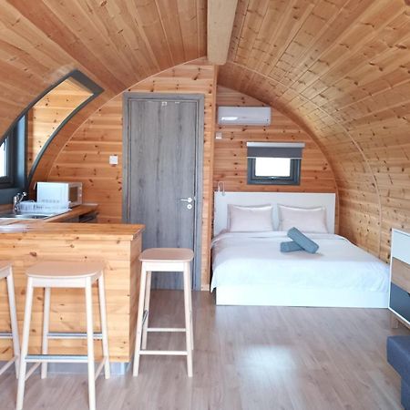 Glamping Pod Hotel Prodromi Екстериор снимка
